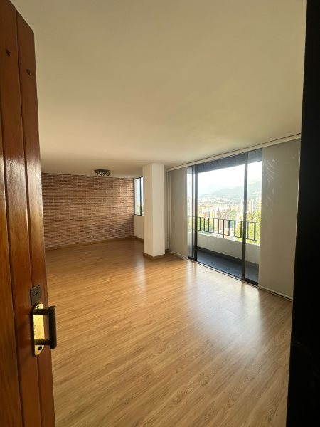 Apartamento en Arriendo en Poblado