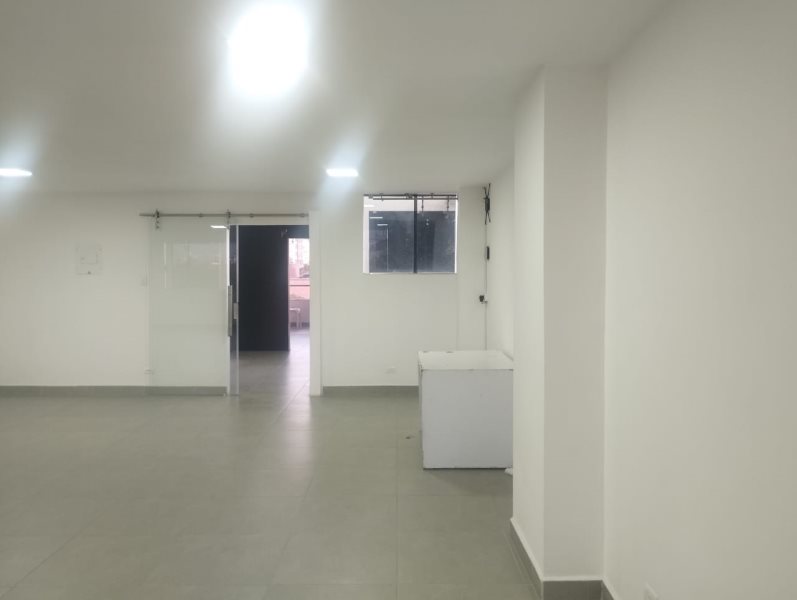 Oficina en Arriendo en Suramericana