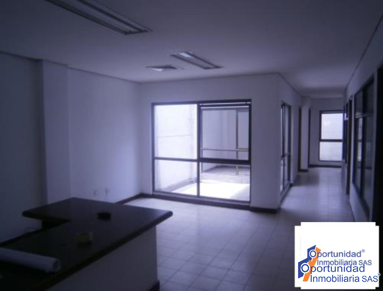 Oficina en Arriendo en Suramericana