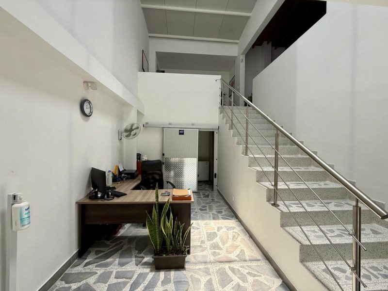 Local en Arriendo en Suramericana