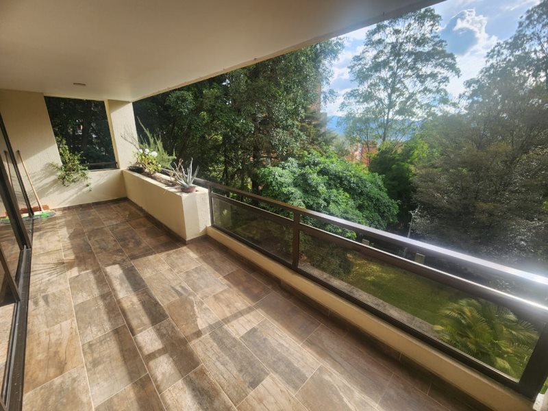 Apartamento en Arriendo en Poblado