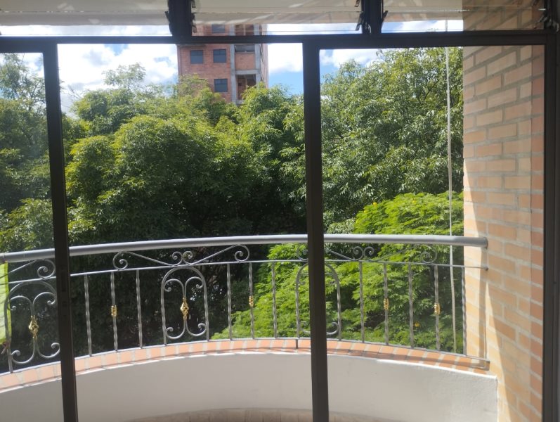 Apartamento en Ambos en La America
