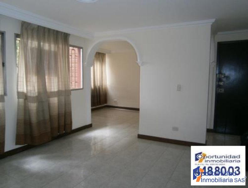 Apartamento en Arriendo en Carlos E. Restrepo