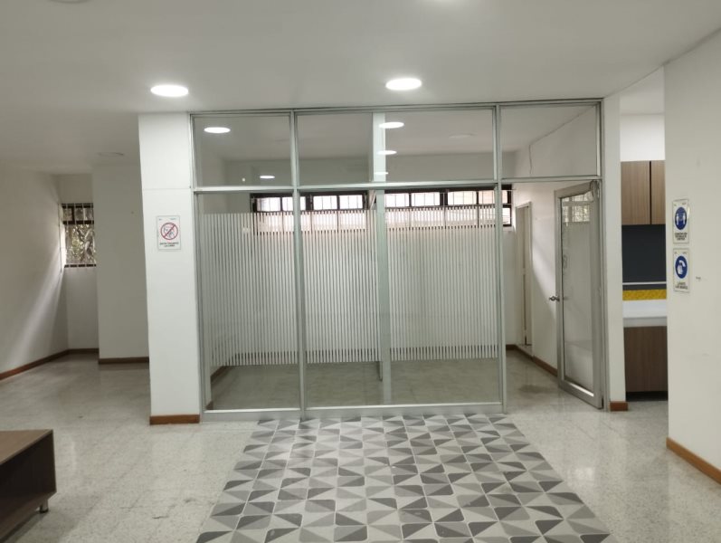 Oficina en Arriendo en Suramericana