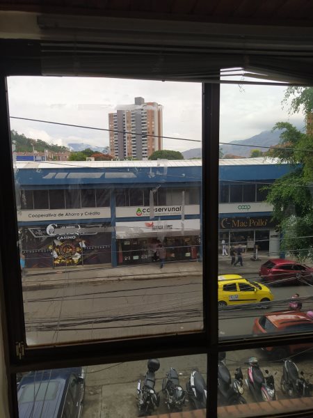 Oficina-Local en Arriendo en Suramericana