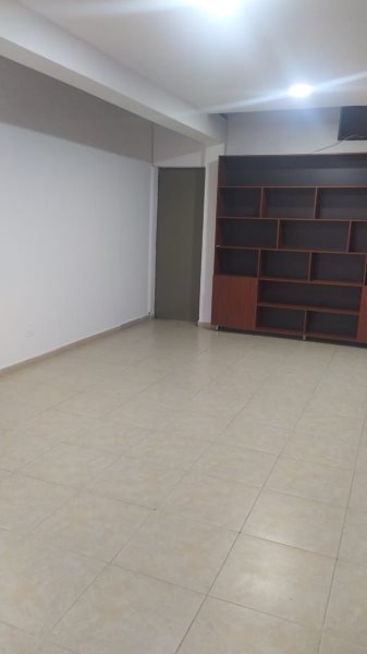 Oficina en Arriendo en Suramericana
